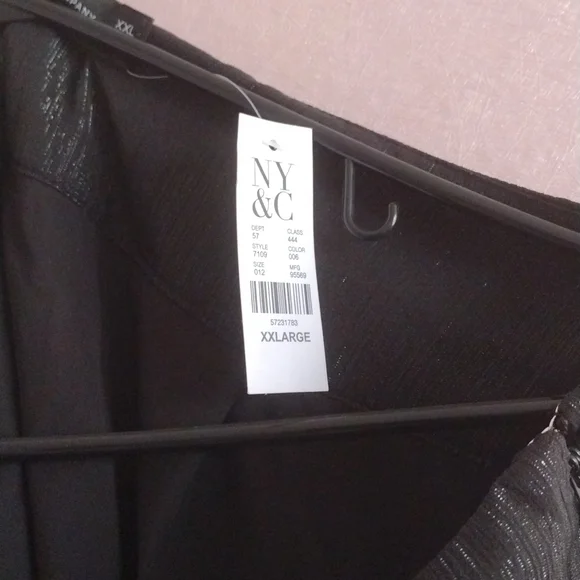 New York and Company Pleated Sheer Skirt - Picture 3 of 7